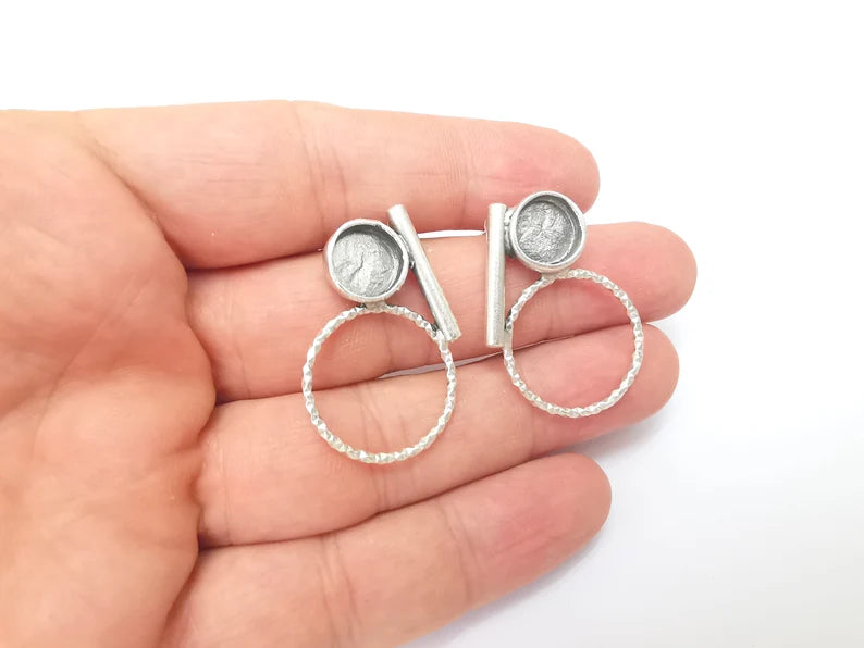 Silver Earring Base, Earring Blank, Ear Settings Bezel, Resin Blank, Cabochon Mountings, Antique Silver Plated Brass (10mm blanks) G35929