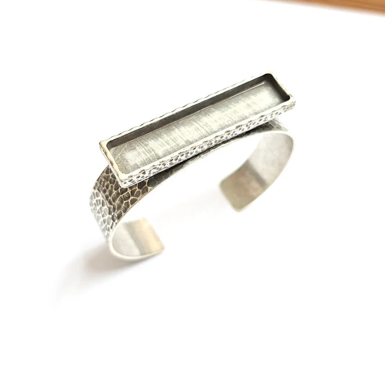 Bracelet Blank Resin Dry Flower inlay Blank Cuff Bezel Glass Cabochon Base Hammered Adjustable Antique Silver (50x10mm) G36088