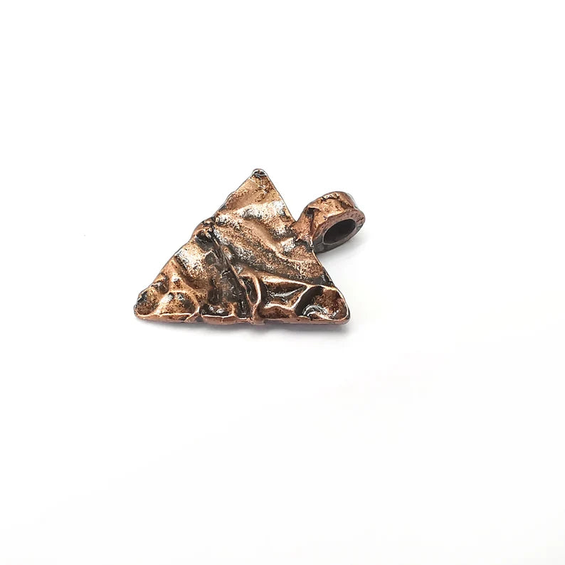2 Triangle Dangle Charms, Boho Charms, Rustic Charms, Earring Charms, Copper Pendant, Necklace Parts, Antique Copper Plated 27x22mm G35977