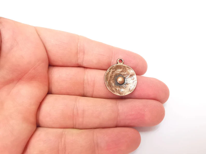 2 Copper Hammered Disc Charms, Jewelry Parts, Copper Bracelet Component, Antique Copper Finding, Antique Copper Plated Metal (25x21mm) G35981