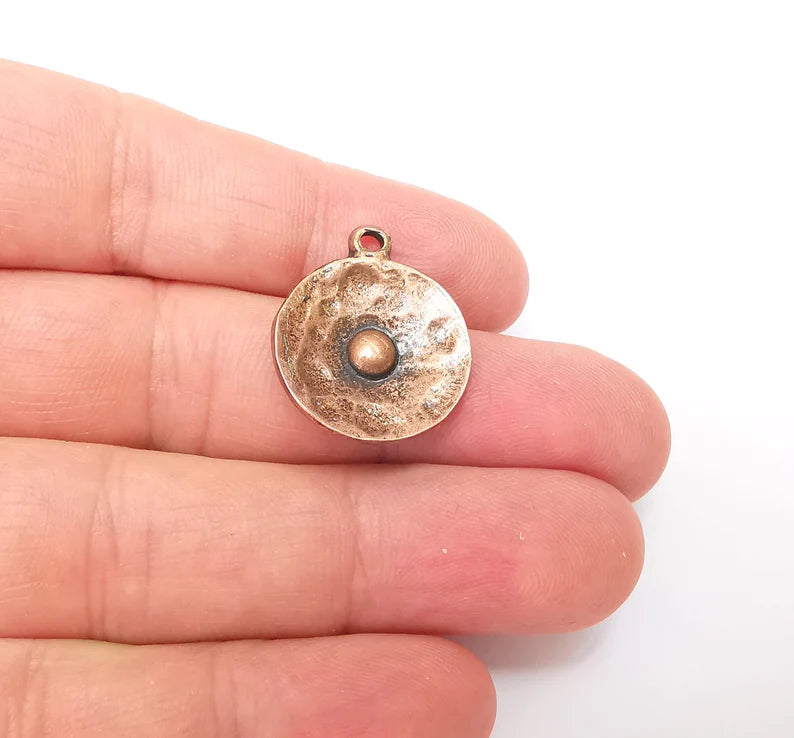 2 Copper Hammered Disc Charms, Jewelry Parts, Copper Bracelet Component, Antique Copper Finding, Antique Copper Plated Metal (25x21mm) G35981
