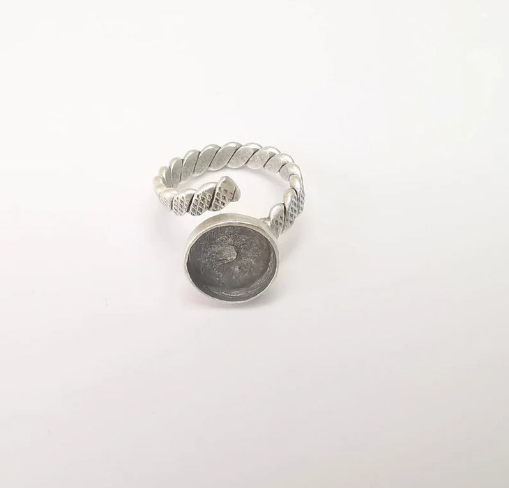 Twisted Ring Setting, Cabochon Blank, Resin Bezel, Round Ring Mounting, Epoxy Frame Base, Adjustable Antique Silver Plated Brass 12mm G35992