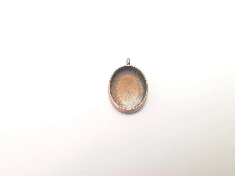 Oval Pendant Blanks, Resin Bezel Bases, Mosaic Mountings, Dry flower Frame, Polymer Clay base, Antique Copper Plated (25x18mm) G36003