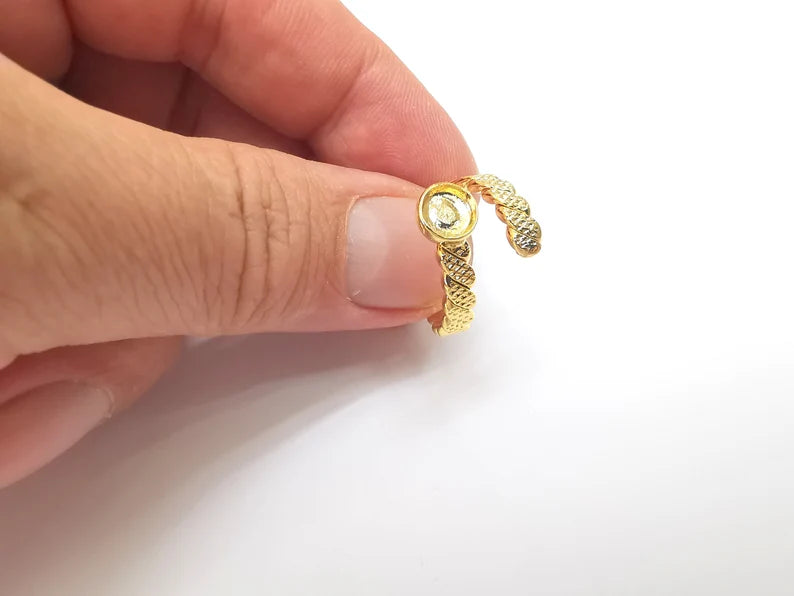 Twisted Ring Setting, Cabochon Blank, Resin Bezel, Ring Mounting, Epoxy Frame Base, Adjustable Shiny Gold Plated Brass 12mm G36010