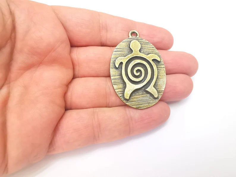 Bronze Sea Turtle Pendant, Oval Pendant, Medallion Pendant, Bronze Locket Pendant, Necklace Parts, Antique Bronze Plated 48x33mm G36013