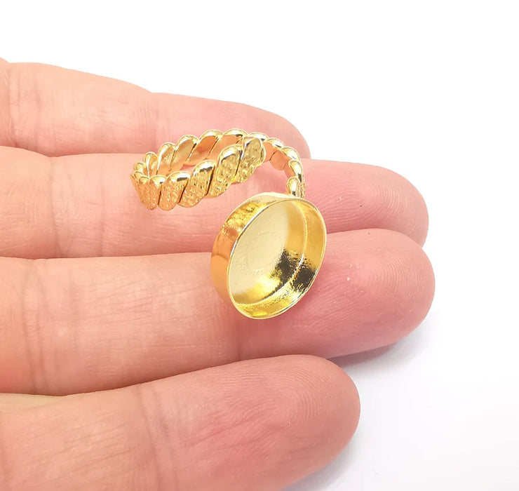 Twisted Ring Setting, Cabochon Blank, Resin Bezel, Ring Mounting, Epoxy Frame Base, Adjustable Shiny Gold Plated Brass 14mm G36022