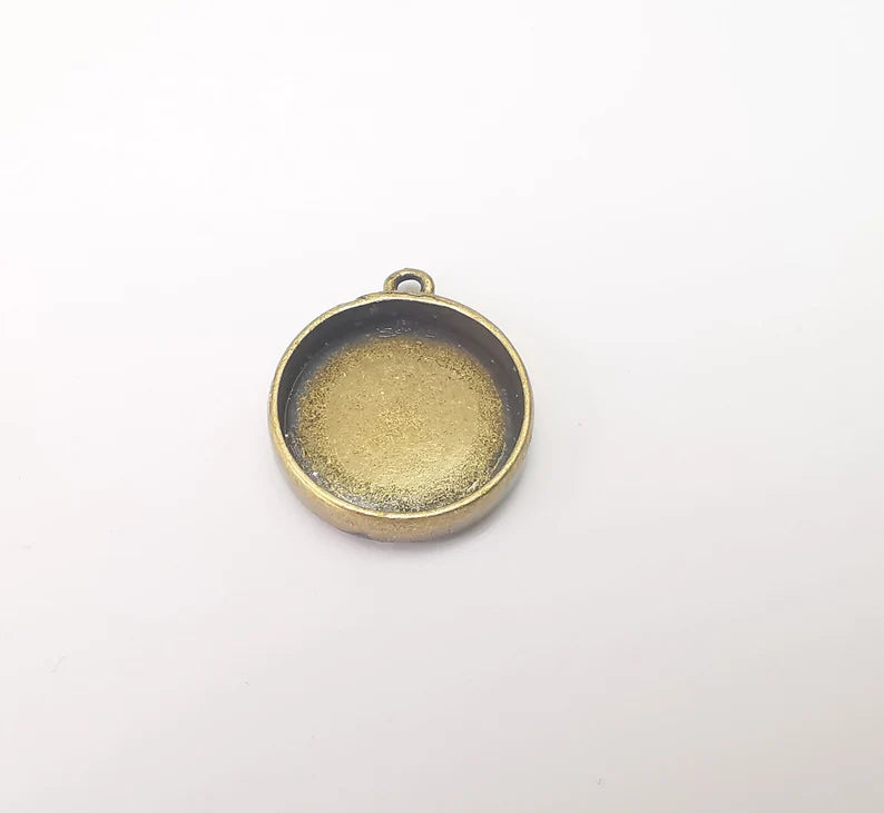 2  Pendant Blanks, Resin Bezel Bases, Mosaic Mountings, Dry flower Frame, Polymer Clay base, Antique Bronze Plated (20mm) G36244