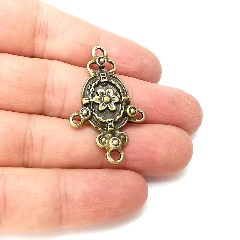 Bronze Flower Charms Connector, Jewelry Parts, Bronze Bracelet Component, Bronze Finding, Antique Bronze Plated Metal (41x25mm) G36038