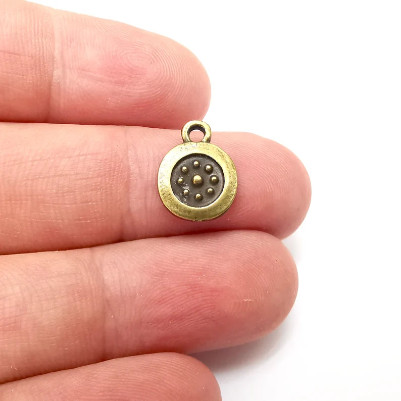 10 Disc Charms, Small Charms, Earring Charms, Bronze Pendant, Necklace Pendant, Antique Bronze Plated Metal 15x11mm G36052