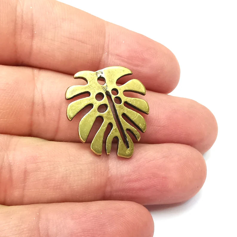 4 Bronze Monstera Leaf Charms, Jewelry Parts, Bronze Bracelet Component, Antique Bronze Finding, Antique Bronze Plated Metal (25x22mm) G36063