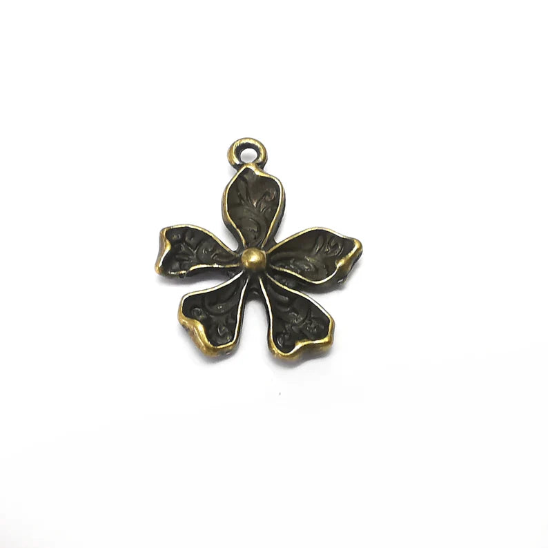 4 Flower Charms, Nature Charms, Dangle Charm, DIY Charms, Earring Charm, Necklace Parts, Antique Bronze Plated 26x21mm G36106