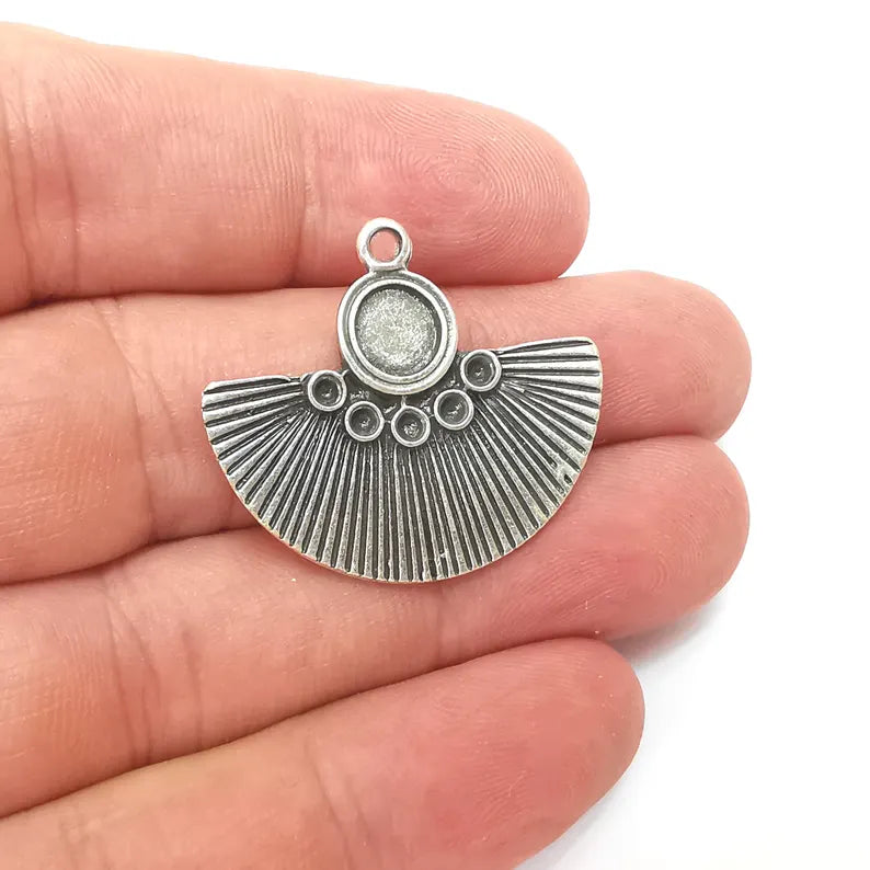 Silver Semi Circle Charms, Blank, Earring Charms, Silver Pendant, Necklace Parts, Antique Silver Plated 33x28mm 7mm G36239