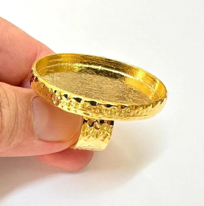 Shiny Gold Ring Blank Setting Cabochon Base inlay Ring Hammered Mounting Adjustable Ring Bezel (40x30mm blank ) Gold Plated Metal G36254