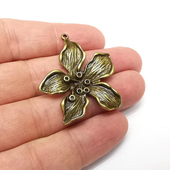 Flower Charms, Boho Charms, Dangle Charm, DIY Charms, Earring Charm, Necklace Parts, Antique Bronze Plated 42x38mm G36175