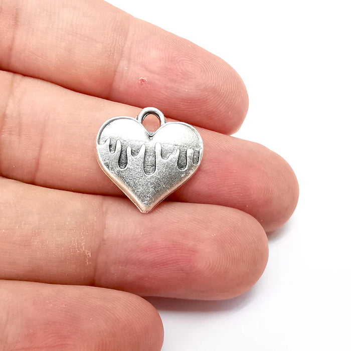 5 Heart Charms, Silver Charms, Boho Charms, Earring Charms, Silver Pendant, Necklace Parts, Antique Silver Plated 19x18mm G36256