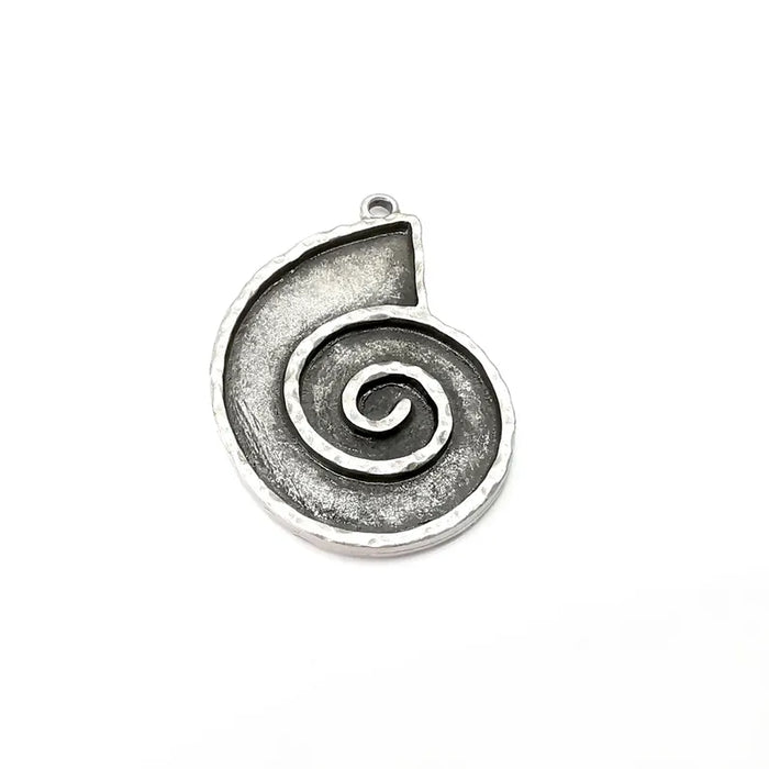 Silver Ammonite Swirl Charms Blank, Charms Base, Cabochon Bezel, inlay Mounting, Resin Necklace, Antique Silver plated 43x31mm G36268