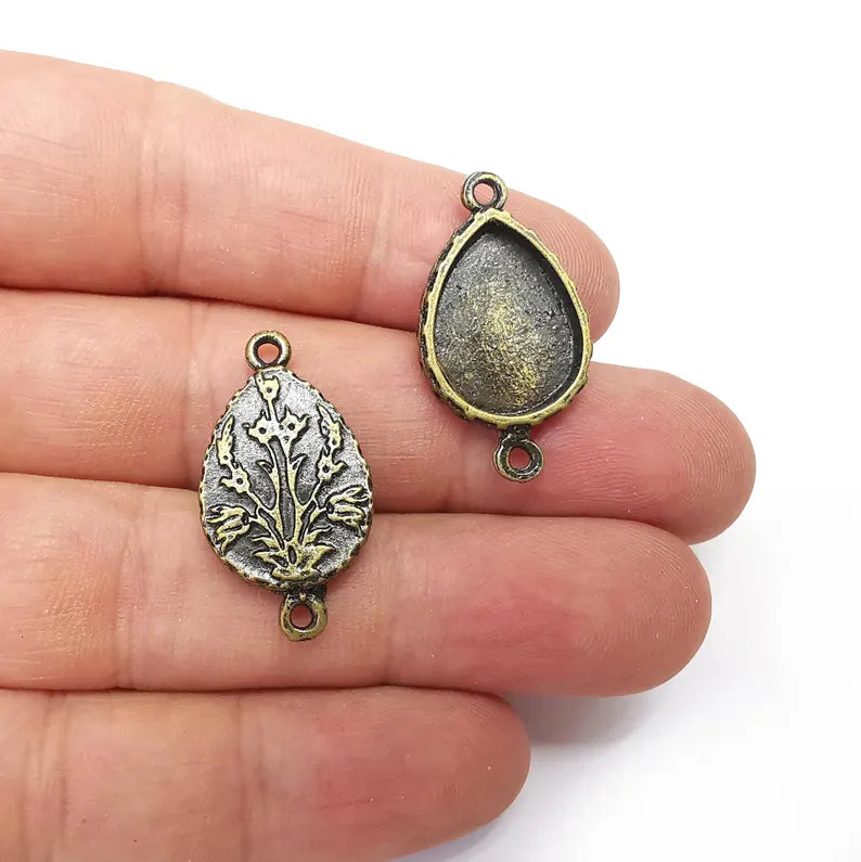 2 Bronze Drop Charms Blank, Connector Charms Base, Cabochon Bezel, inlay Mounting, Resin Necklace, Antique Bronze plated 18x13mm blank G36205