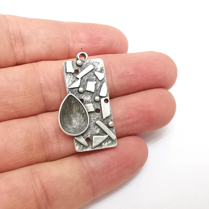 Silver Pear Charms Blank, Charms Base, Cabochon Bezel, inlay Mounting, Resin Necklace, Antique Silver Plated 14x10mm blank G36282