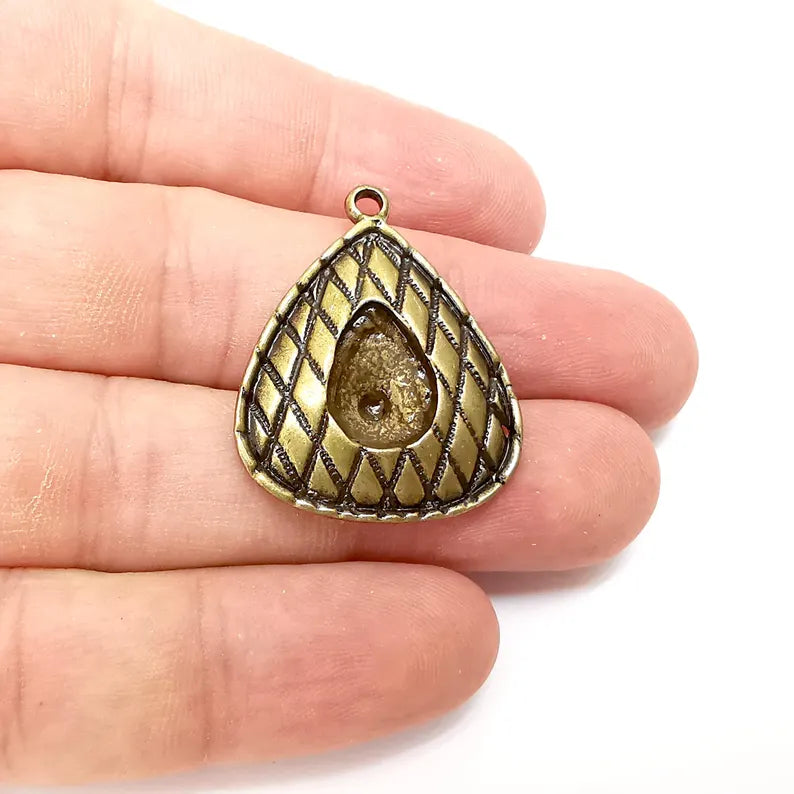 Bronze Drop Charms Blank, Charms Base, Cabochon Bezel, inlay Mounting, Resin Necklace, Antique Bronze Plated 14x10mm blank G36300