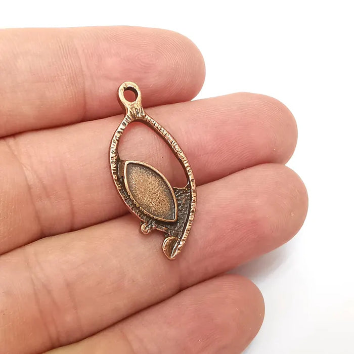 2 Leaf Charms, Oval Charms, Ethnic Earring Charms, Copper Rustic Pendant, Necklace Parts, Antique Copper Plated 33x15mm (12x6mm) G36347