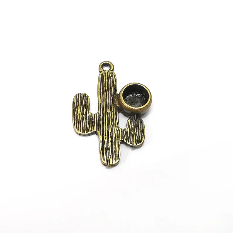 Cactus Charms, Bronze Blank Charms, Boho Charms, Earring Charms, Bronze Pendant, Necklace Parts, Antique Bronze Plated 29x20mm 6mm G36364