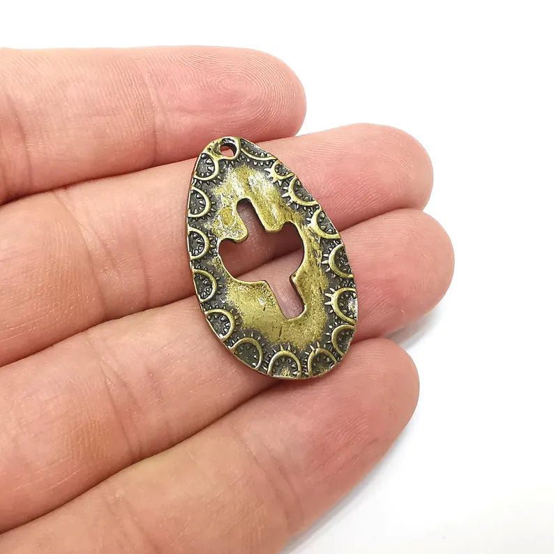 Bronze Cactus Charms, Nature Charms, Ethnic Earring Charms, Bronze Rustic Pendant, Necklace Parts, Antique Bronze Plated 34x22mm G36373