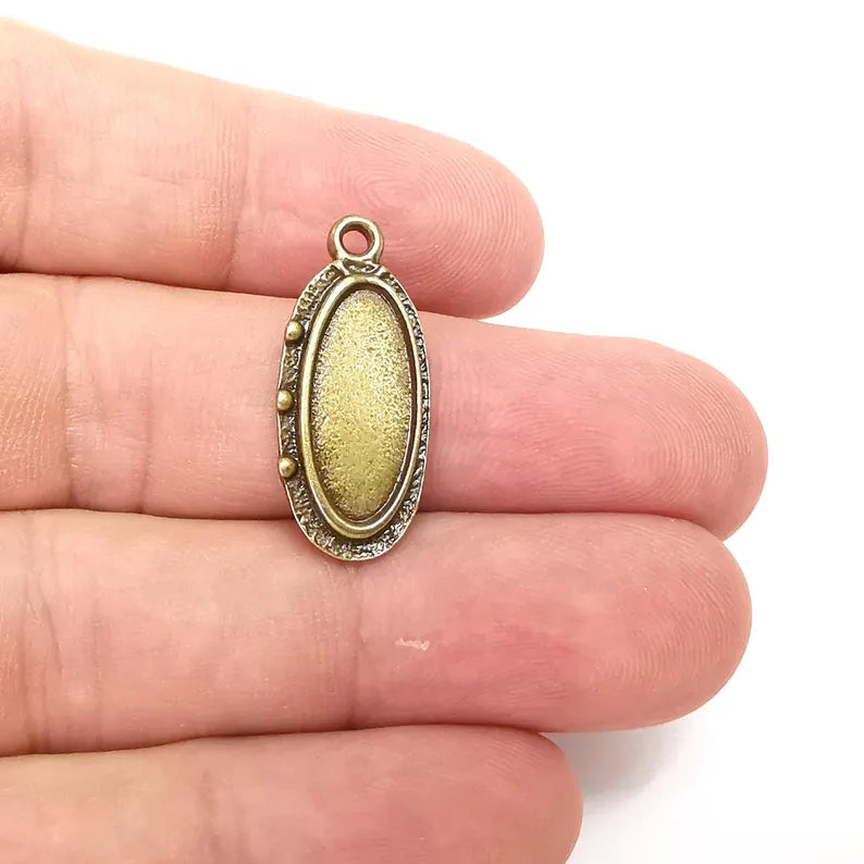 2 Bronze Oval Charms, Blank Charms, Rustic Charms, Earring Charms, Bronze Pendant, Necklace Parts, Antique Bronze Plated 28x12mm 18x8mm G36388