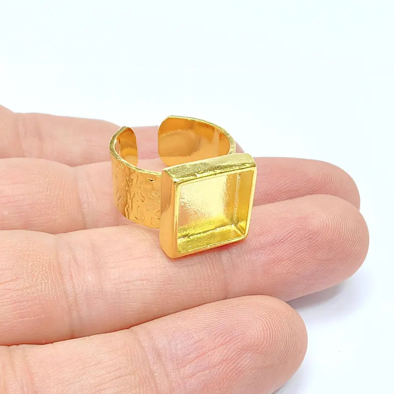 Shiny Gold Ring Setting, Cabochon Blank, Resin Bezel, Square Ring Mounting, Epoxy Frame Base, Adjustable Gold Plated 12x12mm G36400