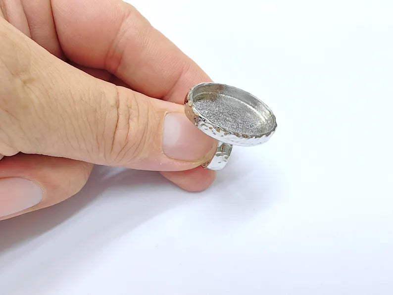 Shiny Silver Oval Ring Setting, Cabochon Blank, Resin Bezel, Ring Mounting, Epoxy Frame Base, Adjustable Rhodium Plated Brass 25x18mm G36409