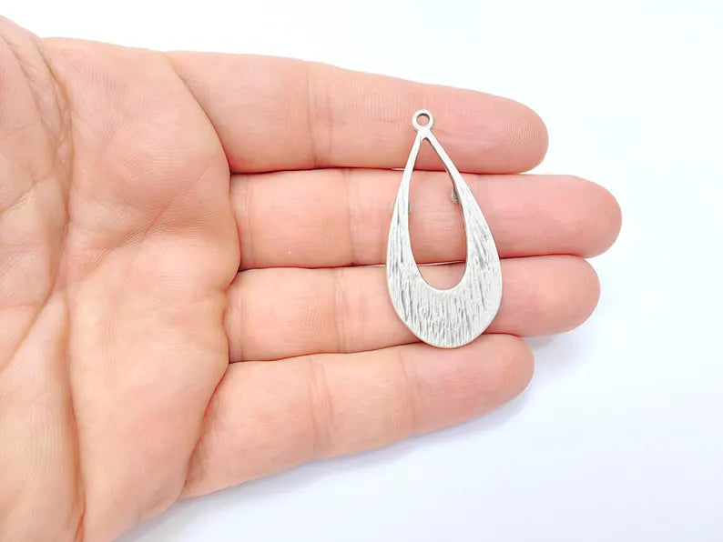 Silver Dangle Pendant, Hammered Charms, Ethnic Earring Charms, Silver Rustic Pendant, Necklace Parts, Antique Silver Plated 46x22mm G36421