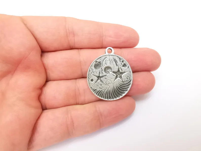 Nautical Charms, Starfish and Wave Detailed Boho Necklace Charm, Ocean-Themed Antique Silver Round Pendant, 34x30mm Earring Charms G36337