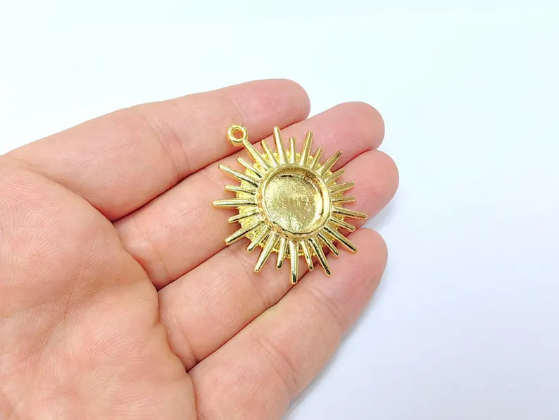 Sun Charms Blank Bezel Resin Bezel Mosaic Mountings Shiny Gold Plated Charms (45x41mm)( 16 mm Bezel) G36446