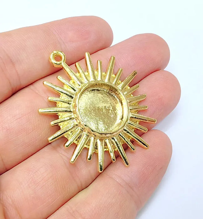 Sun Charms Blank Bezel Resin Bezel Mosaic Mountings Shiny Gold Plated Charms (45x41mm)( 16 mm Bezel) G36446