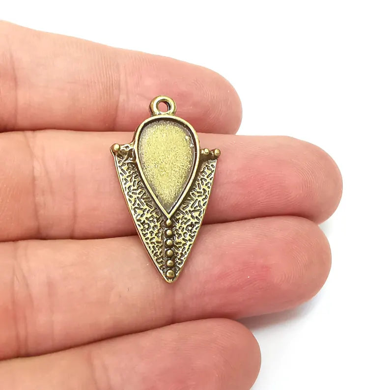 Bronze Charms, Drop Blank Charms, Rustic Charms, Earring Charms, Pendant, Necklace Parts, Antique Bronze Plated 33x19mm 16x10mm G36356