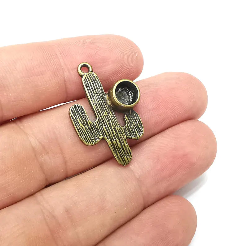 Cactus Charms, Bronze Blank Charms, Boho Charms, Earring Charms, Bronze Pendant, Necklace Parts, Antique Bronze Plated 29x20mm 6mm G36364
