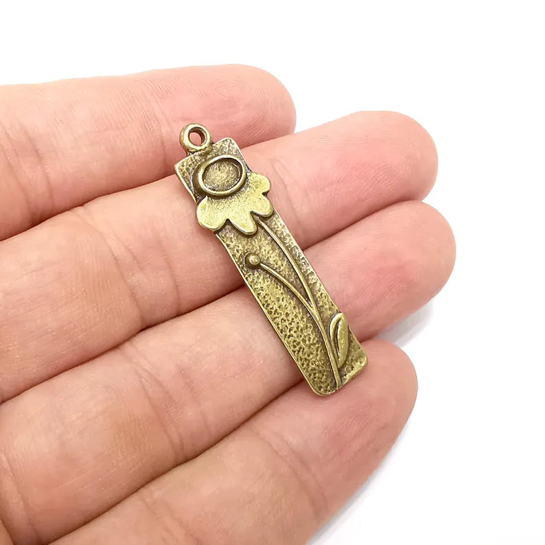2 Bronze Flower Charms, Blank Charms, Rustic Charms, Earring Charms, Bronze Pendant, Necklace Parts Antique Bronze Plated 42x13mm 6x4mm G36371