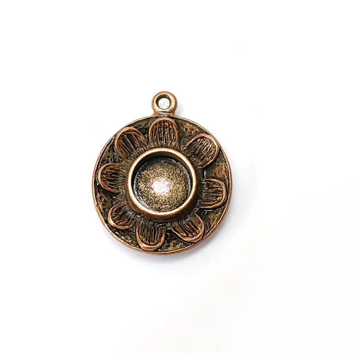 Copper Flower Charms, Blank Charms, Rustic Charms, Earring Charms, Copper Pendant, Necklace Parts, Antique Copper Plated 29x24mm 10mm G36499