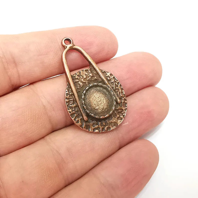 Copper Disc Charms, Blank Charms, Rustic Charms, Earring Charms, Copper Pendant, Necklace Parts, Antique Copper Plated 39x24mm 12mm G36384