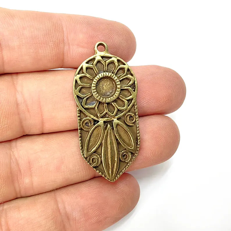 Bohemian Pendant Blank, Cabochon Bezel, Locket Base, inlay Mounting, Resin Necklace, Antique Bronze Plated Zamac 43x20mm (6mm blank) G36515