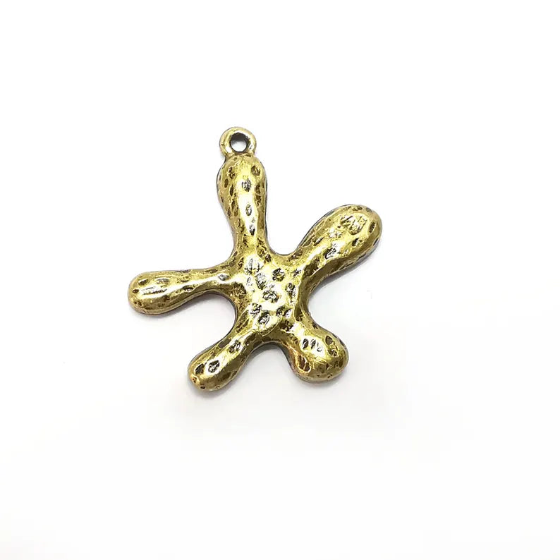 Bronze Hammered Charms, Ethnic Charm, Earring Charm, Bronze Pendant, Necklace Parts, Antique Bronze Plated 34x33mm G36426