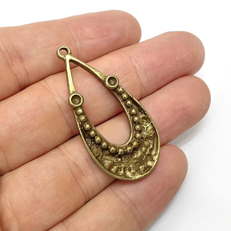 Bronze Dangle Pendant, Hammered Charms, Ethnic Earring Charms, Bronze Rustic Pendant, Necklace Parts, Antique Bronze Plated 46x22mm G36529