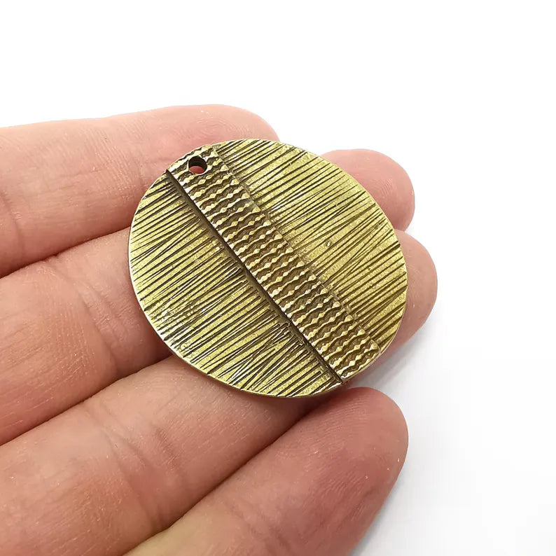 Bronze Charms, Round Charms, Boho Charms, Earring Charms, Bronze Pendant, Necklace Parts, Antique Bronze Plated 37mm G36430