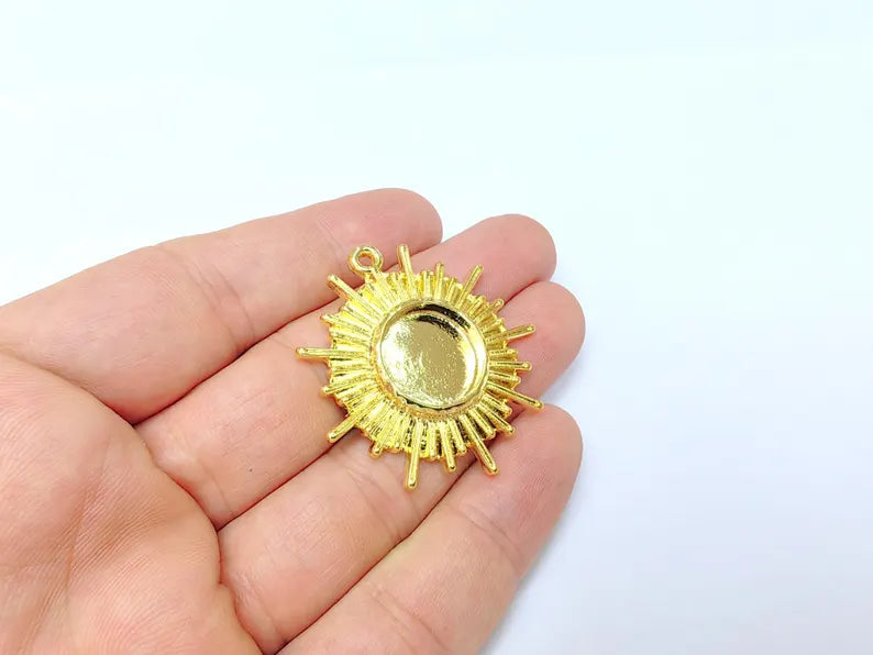 Sun Charms Blank Bezel Resin Bezel Mosaic Mountings Shiny Gold Plated Charms (43x39mm)( 16 mm Bezel) G36443