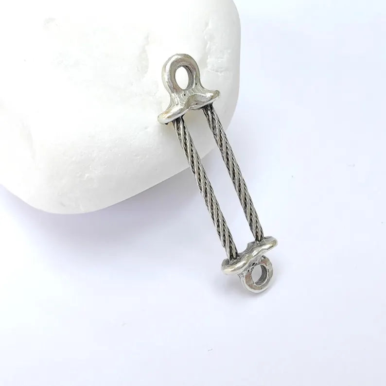 5 Organic Hammered Connector Charms, Boho Charms, Earring Charms, Rustic Pendant, Necklace Parts, Antique Silver Plated Zamac 35x9mm G36467