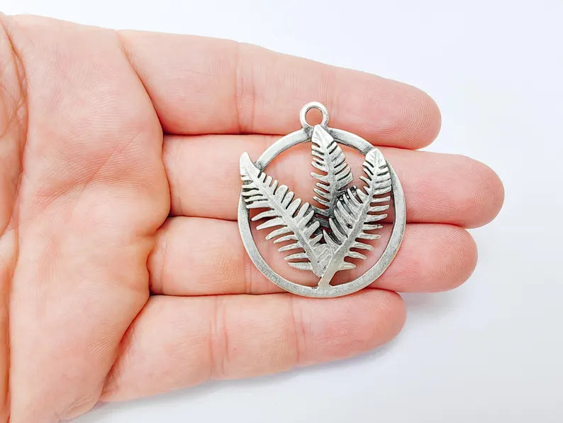 Fern Leaf Pendant, Boho Charms, Earring Charms, Silver Dangle Pendant, Necklace Parts, Antique Silver Plated Zamac 45x39mm G36482