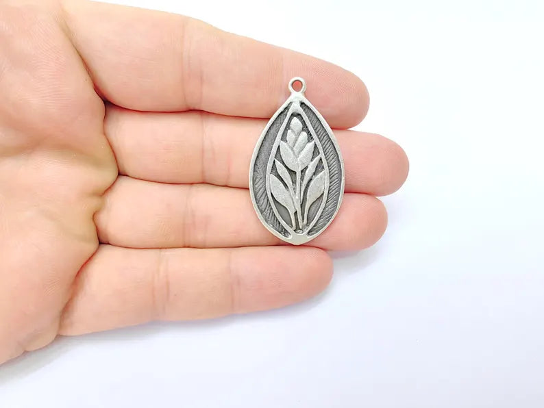 Flower Charm, Botanical Leaf Pendant, Boho Charm, Earring Charms, Dangle Pendant, Necklace Parts, Antique Silver Plated Zamac 42x24mm G36489