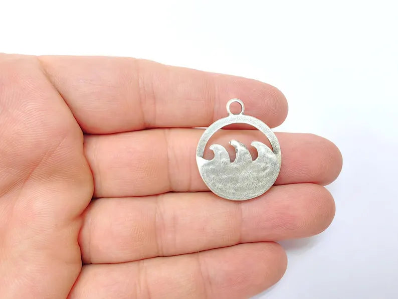 Ocean Wave Pendant Charms, Boho Charms, Earring Charms, Nautical Pendant, Necklace Parts, Antique Silver Plated Zamac 30x25mm G36491