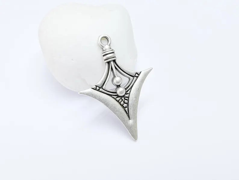 Bohemian Charm Pendant, Tribal Charm, Tuareg Charm, Mystic Earring Charm, Gothic Pendant, Antique Silver Plated Zamac 45x33mm G36586