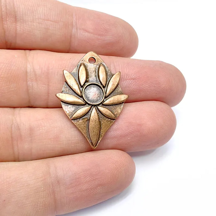 Copper Leaf Charms, Blank Charms, Rustic Charms, Earring Charms, Copper Pendant, Necklace Parts, Antique Copper Plated 32x24mm 6mm G36520