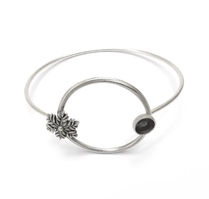 Silver Snow Flake Bracelet, Wire Cuff, Bangle Bezel, Resin Blank, Wristband Cabochon Base, Adjustable Antique Silver Brass (6mm) G36534